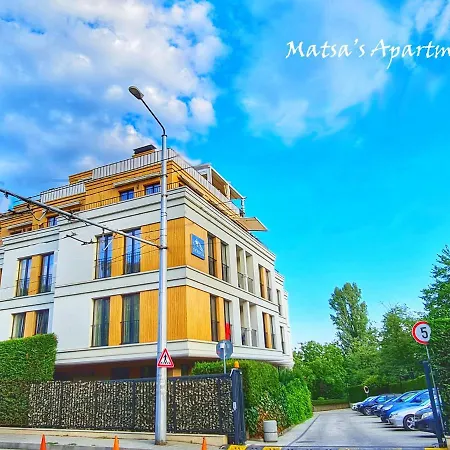 Matsa In Evergreen Complex Apartment *