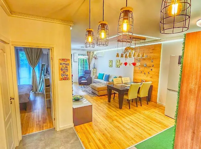 Matsa In Evergreen Complex Apartment Warna