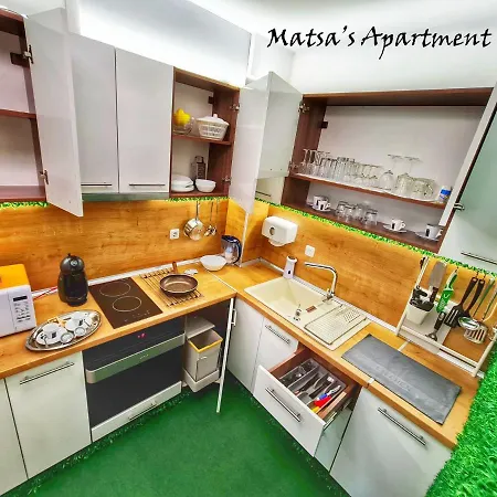 Matsa In Evergreen Complex Apartment