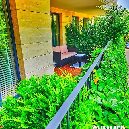 Apartment Matsa In Evergreen Complex *