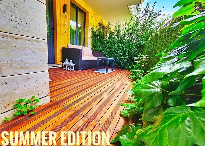 Matsa In Evergreen Complex * ヴァルナ